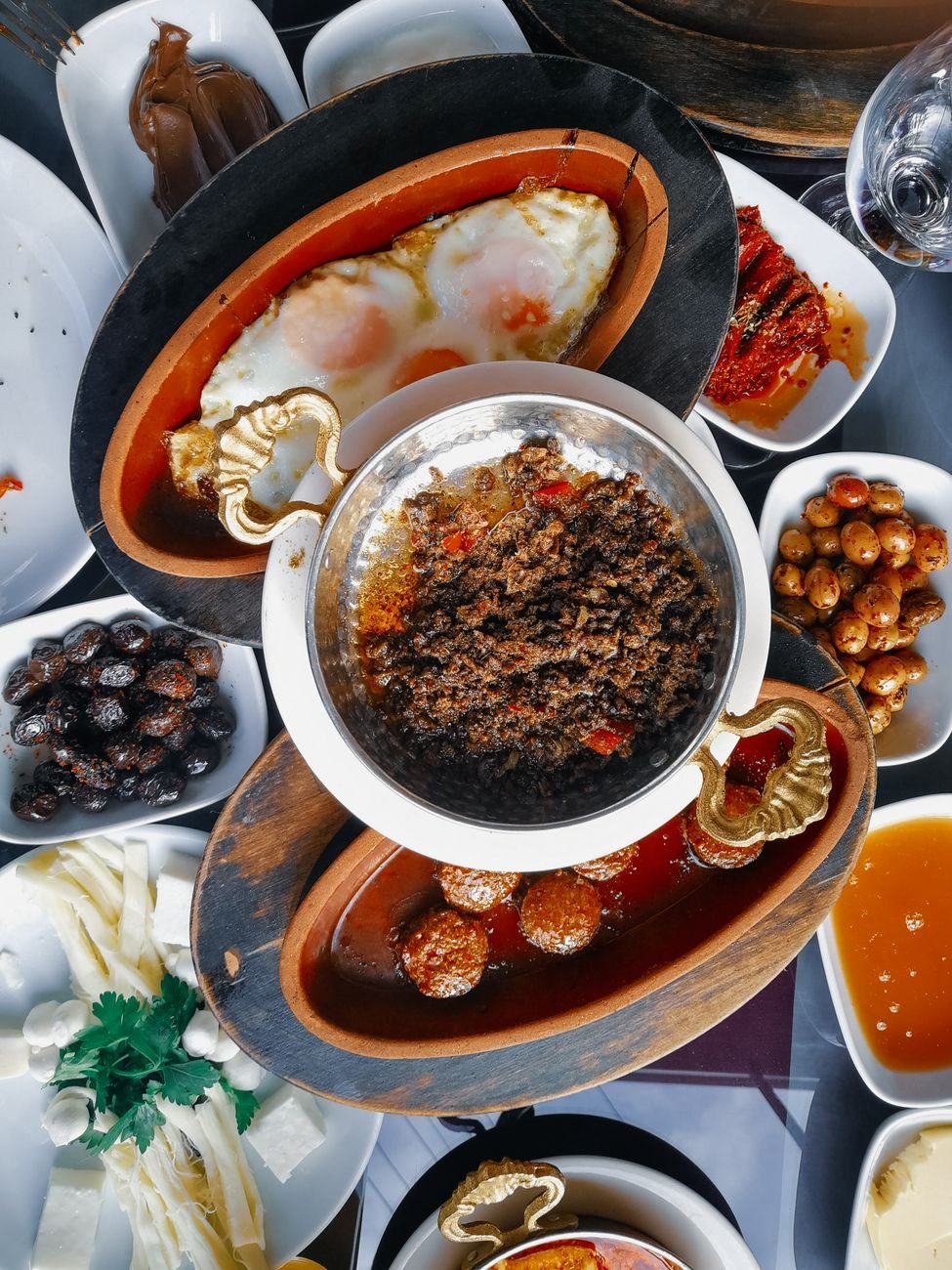 A Rich Assortment of Breakfast Foods Including jigsaw puzzle
