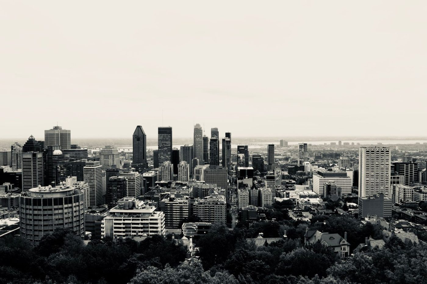 Black and White View of Montr Al jigsaw puzzle