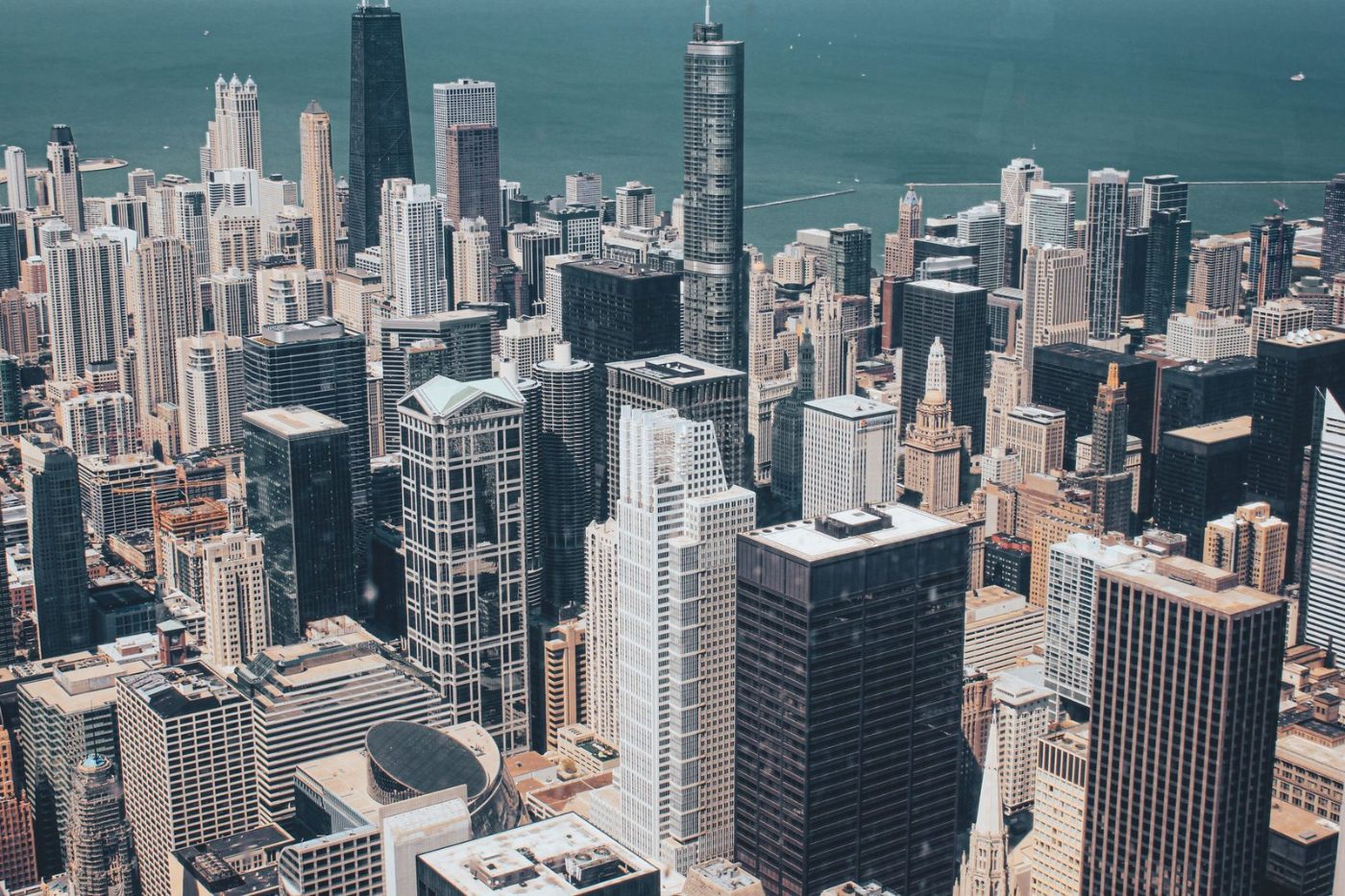 Stunning Aerial View of Chicago S Skyline jigsaw puzzle